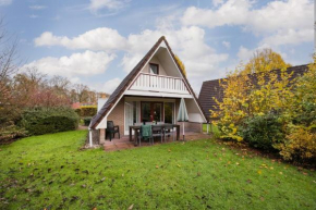 Ooievaar I Bungalow met Grote Tuin